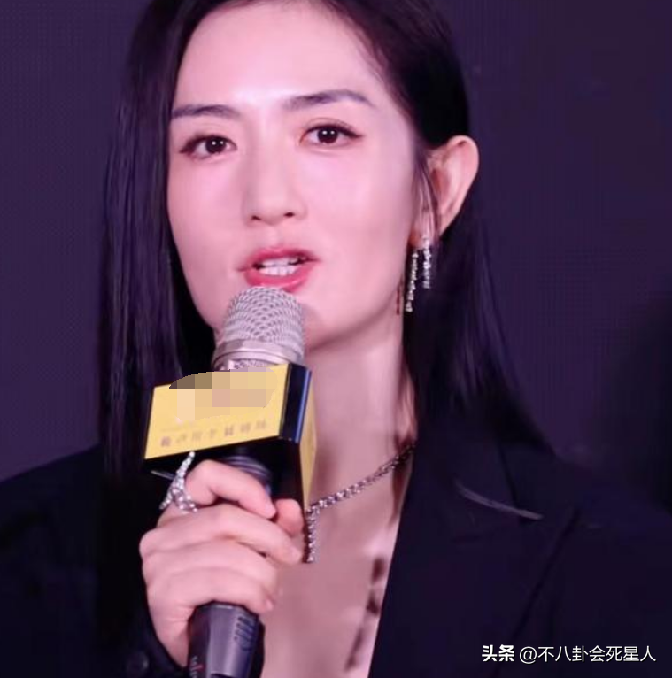 马伊琍和文章差多大年龄（离婚3年马伊琍和文章现状）