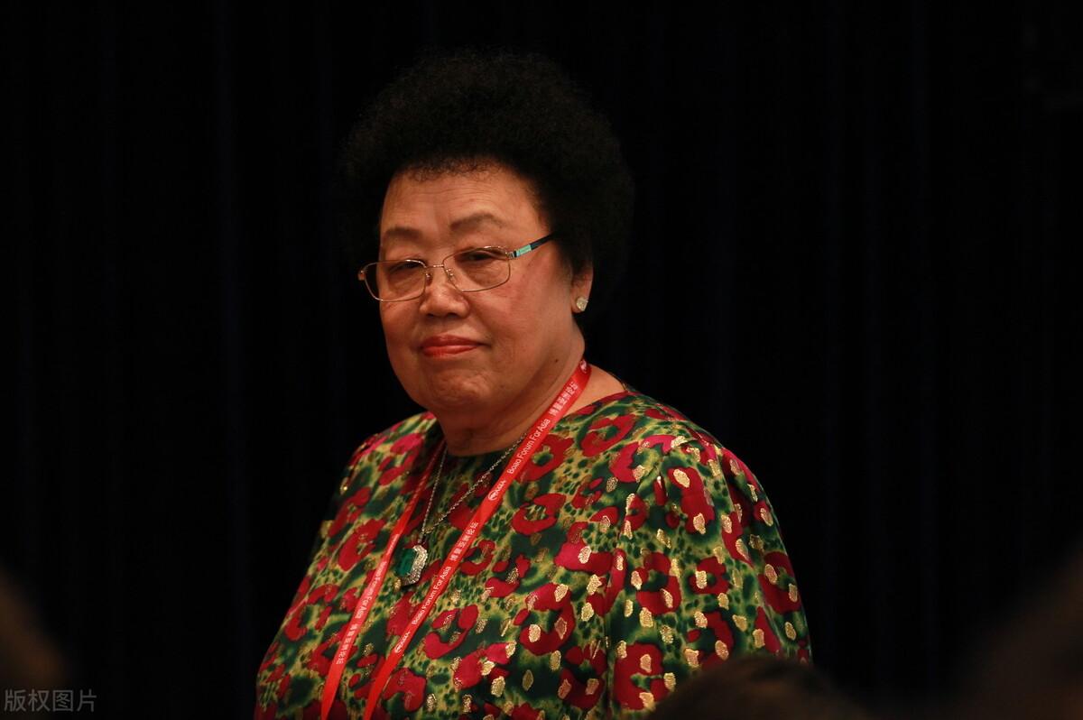 陈丽华老师的前夫现在还活着吗（迟重瑞陈丽华的感情故事）