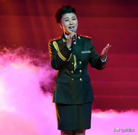 闫学晶的丈夫是谁（演员闫学晶婚史经历）