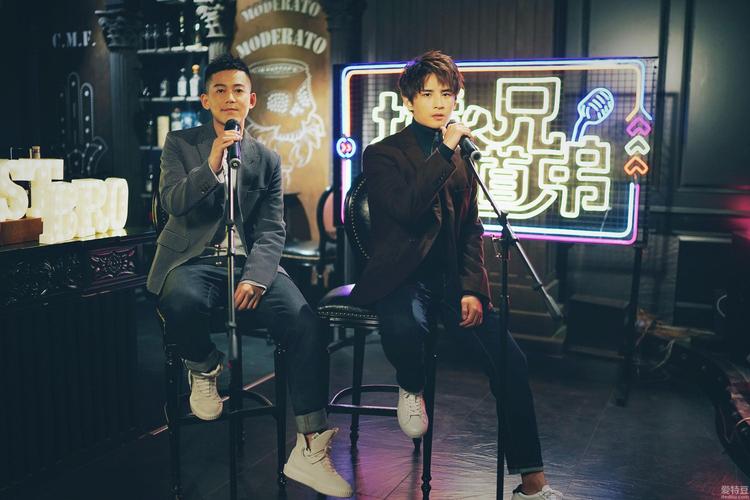 托奶李天王是什么意思（苏醒李炜事件前因后果）