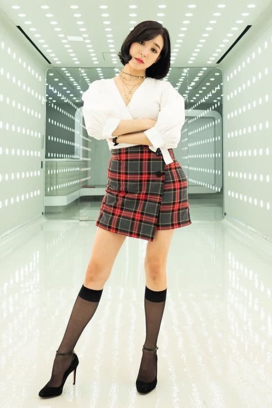 黄美英尼坤什么时候在一起的（韩国明星黄美英资料介绍）