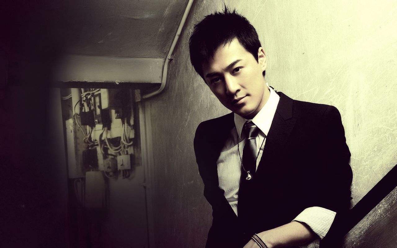 林俊杰是不是富二代（歌手林俊杰个人简介及家世）