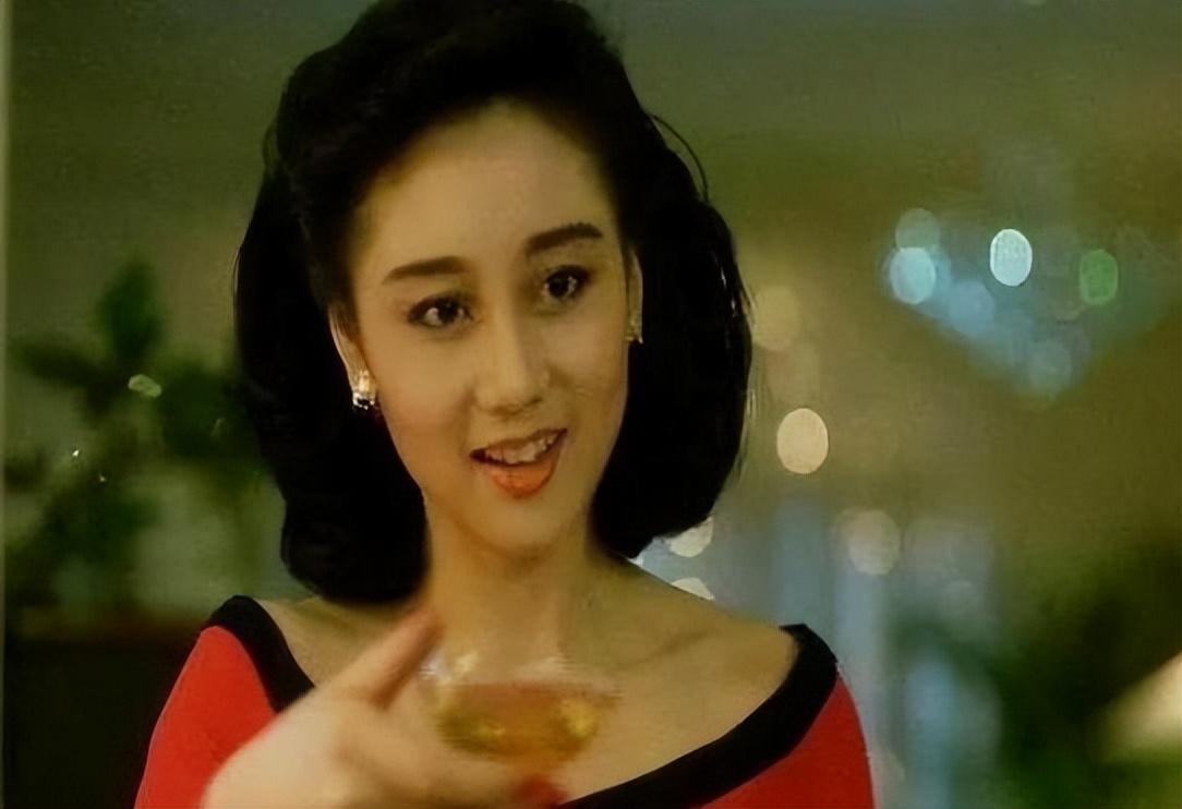 利智到底那漂亮了（李连杰苦等十年利智）