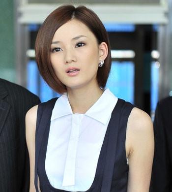 泪洒女人花馨子吻戏（电视剧泪洒女人花演员表 ）