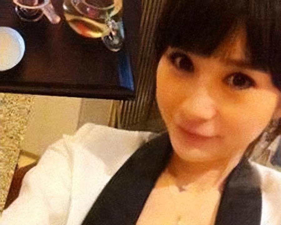 托奶李天王是什么意思（苏醒李炜事件前因后果）