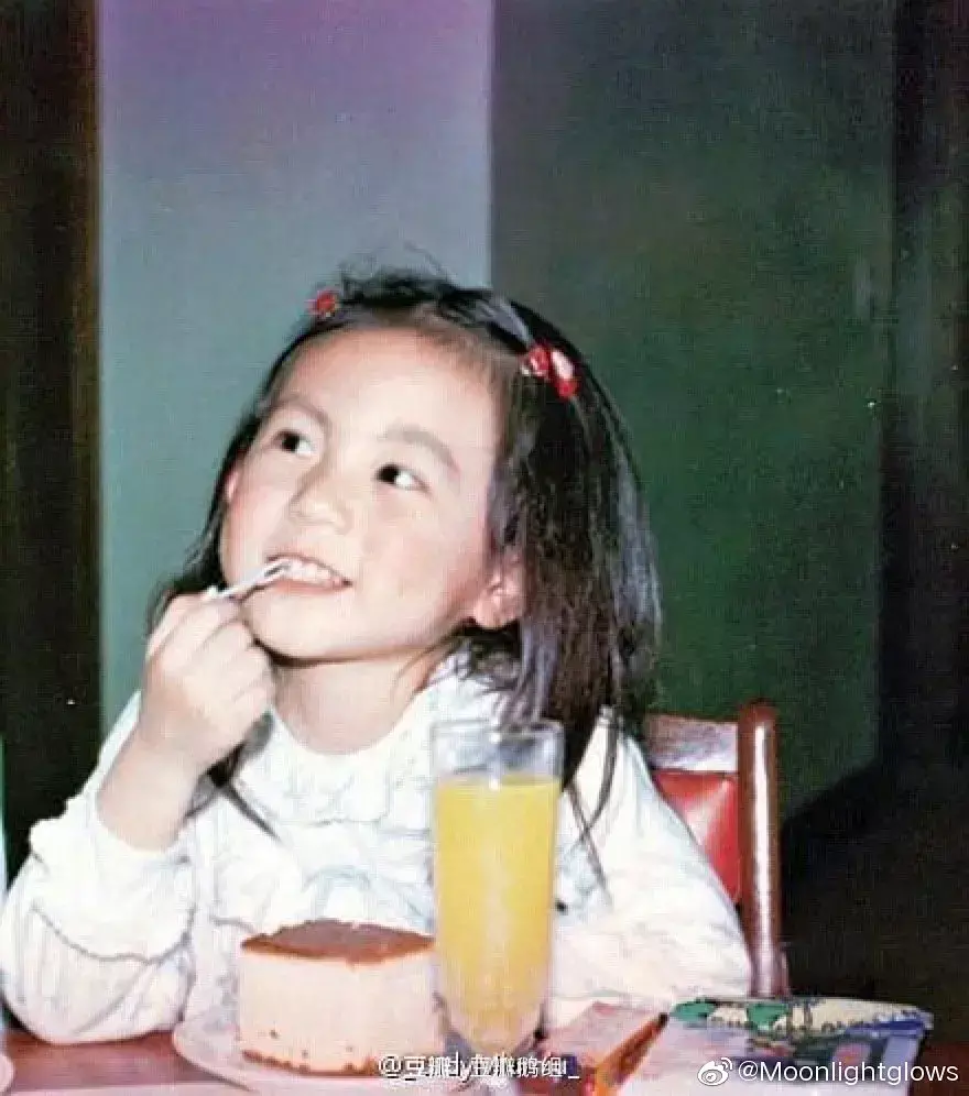 刘心悠的鼻子是真的吗（刘心悠整容前后照对比）