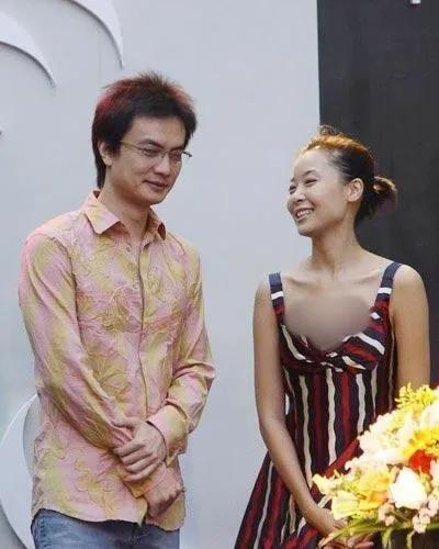 柯蓝的男友及现老公（女强人柯蓝的感情史 ）