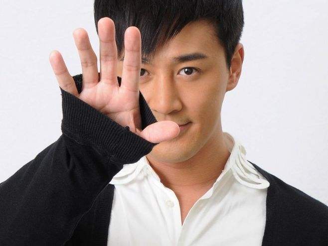 林俊杰是不是富二代（歌手林俊杰个人简介及家世）