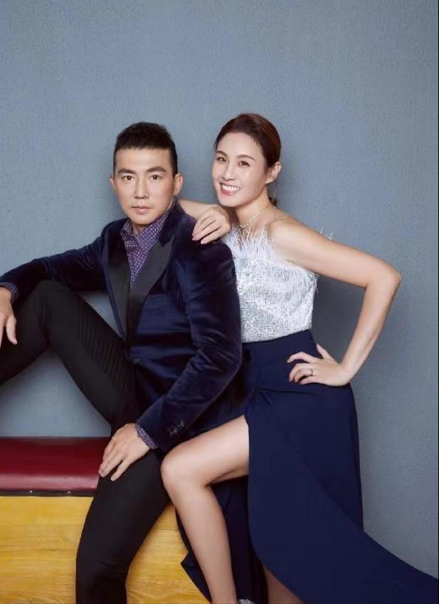 王婉霏车展不穿内裤（刘耕宏妻子王婉霏介绍）