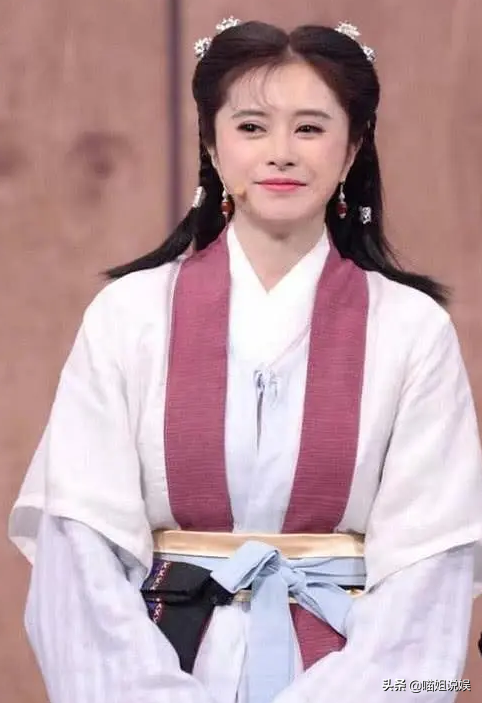 演员何美钿老公是谁（吴彦祖和何美钿激情戏失控作品）