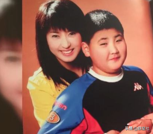 闫学晶的丈夫是谁（演员闫学晶婚史经历）