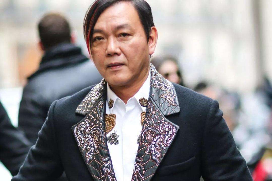 洪永时简介个人资料（亿万富豪洪永时背景资料）