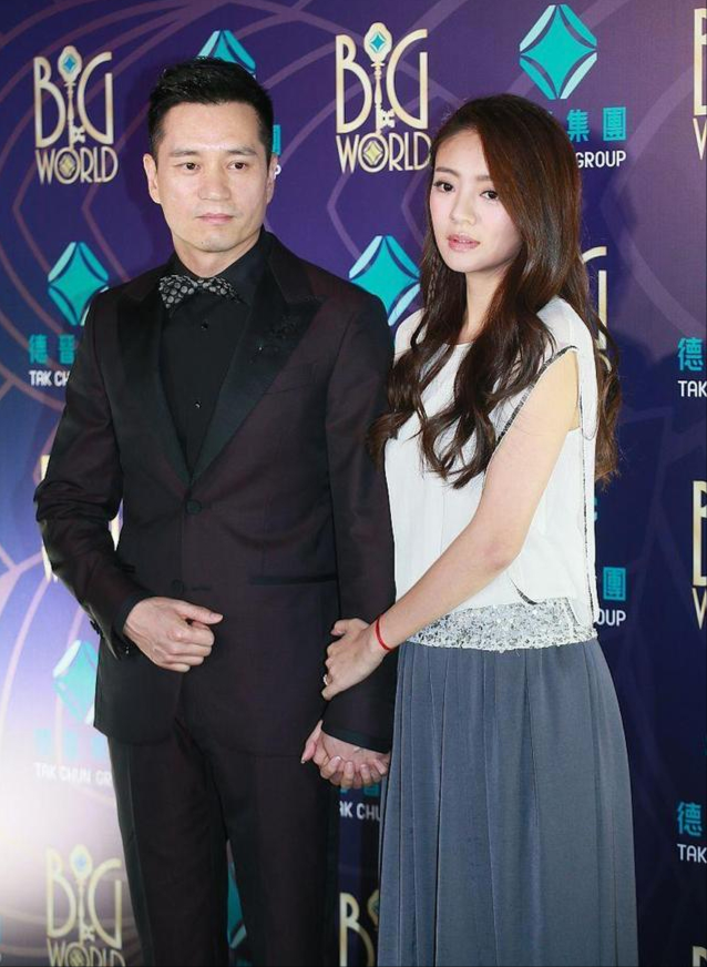 安以轩家是做什么的 （揭秘安以轩家庭背景）