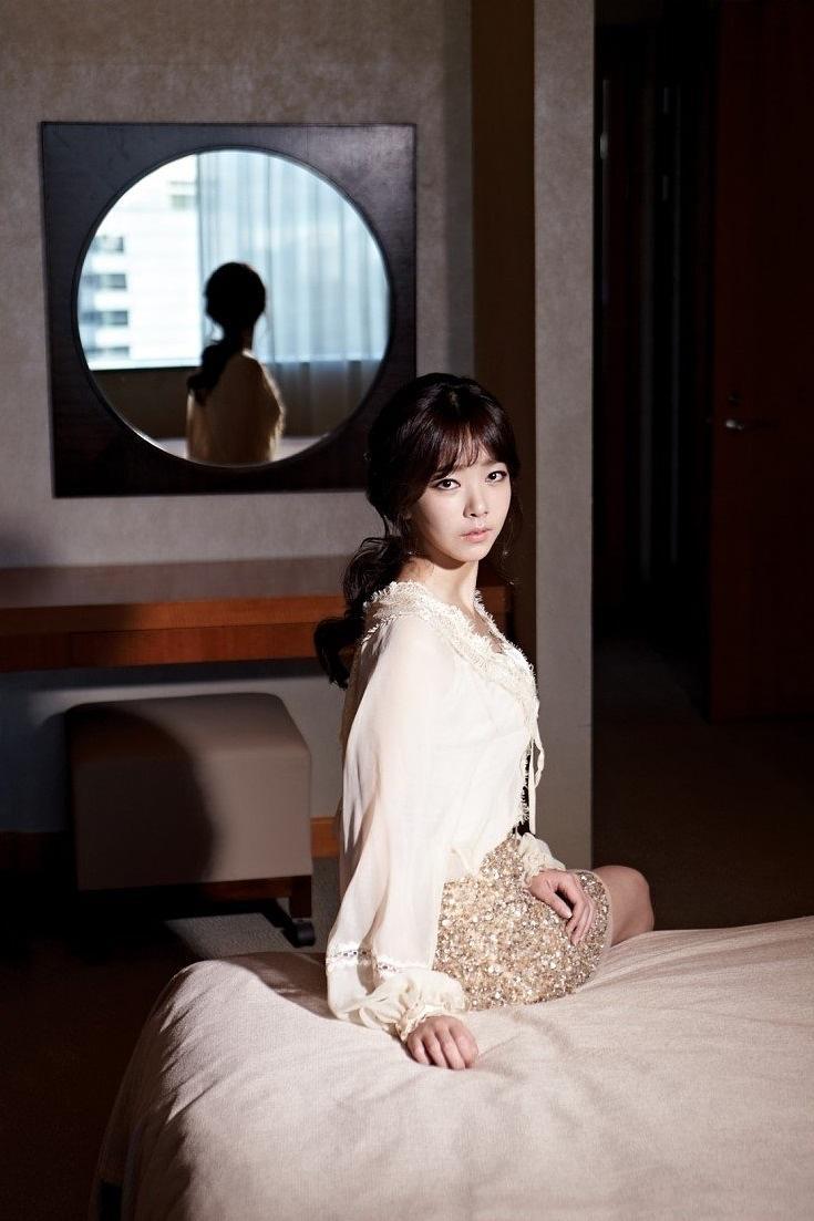 裴涩琪夜关门尺度太大被禁（韩国著名女艺人裴涩琪介绍）