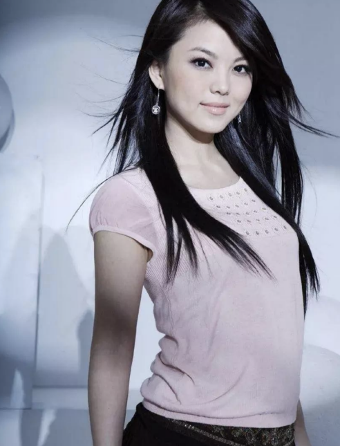 李湘结过几次婚（京城富婆李湘的三次婚史）