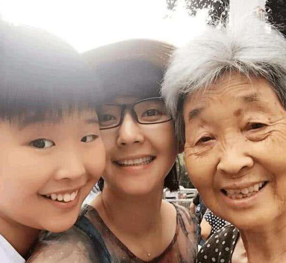 杨阳的前妻是谁（方琼老公杨阳个人简历）