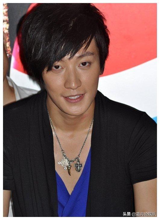 乔任梁真的被卸胳膊了吗 （真实的乔任梁死亡原因）