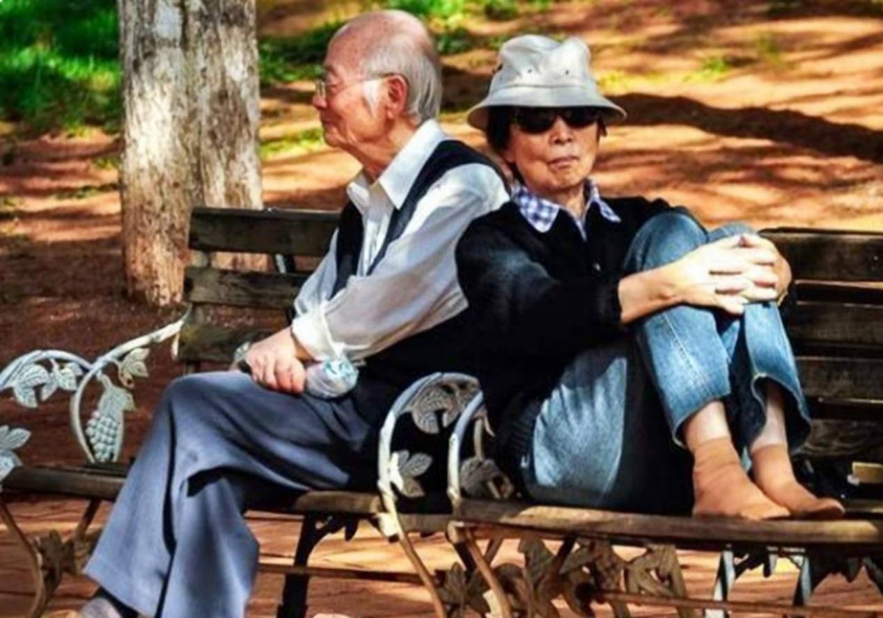 何炅为什么不结婚（47岁的何炅至今未婚的原因）