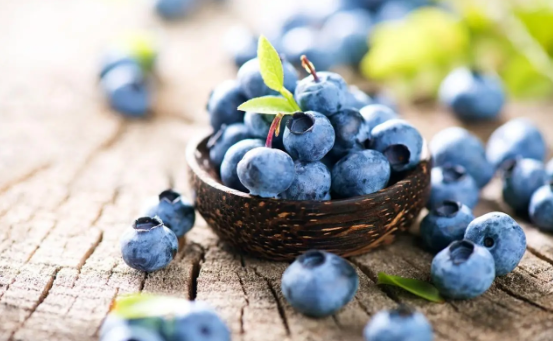 蓝莓包装没有产地没有重量可以吗（蓝莓没有生产日期和保质期能吃吗）