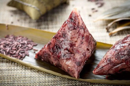 高压锅煮粽子大概需要多长时间能熟（高压锅煮粽子几个小时熟）