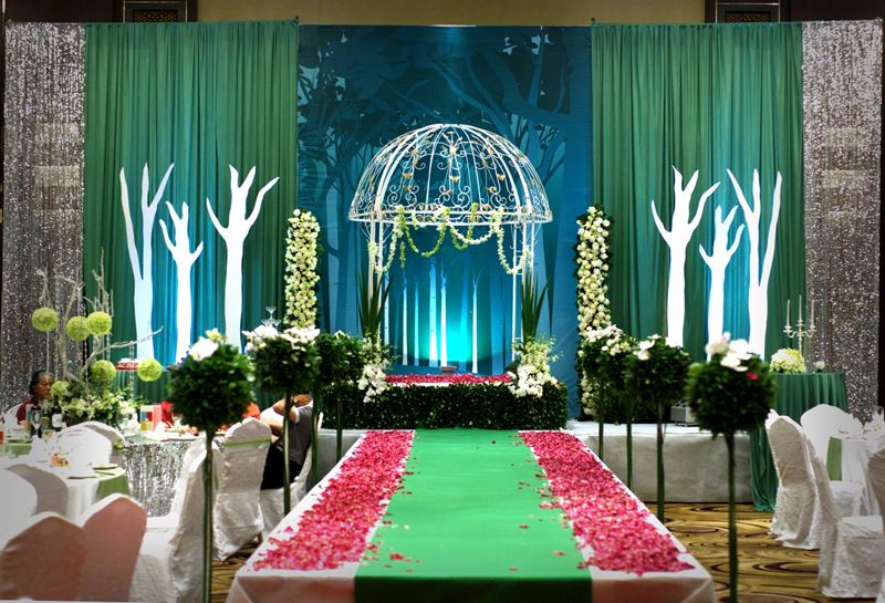 请婚假遇到国庆节怎么请（婚假和国庆重合了怎么算）