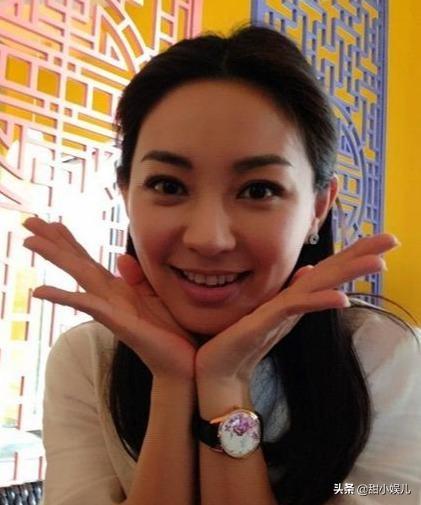 陈秀丽现在是什么样的军衔（数学老师陈秀丽资料介绍）