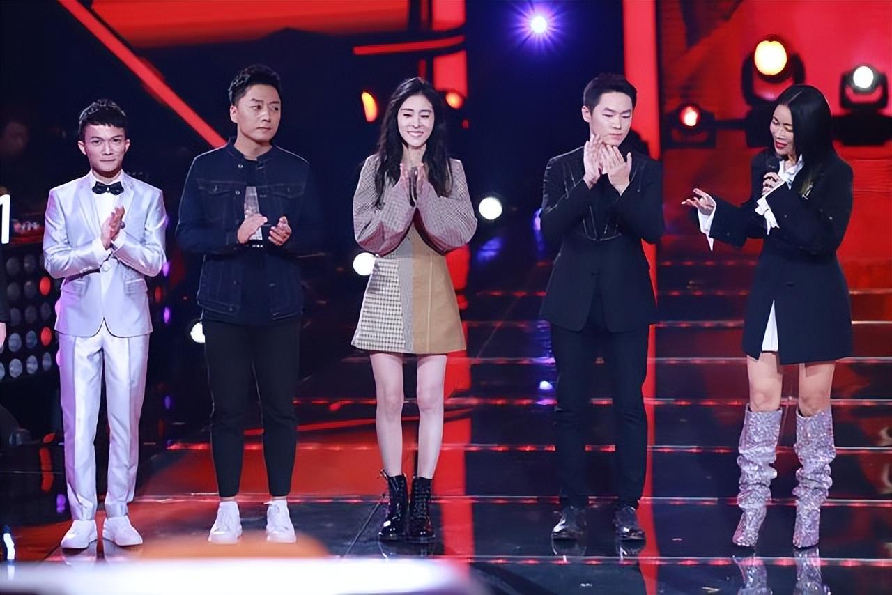 那英为什么地位这么高（歌坛霸主那英厉害的三个原因）