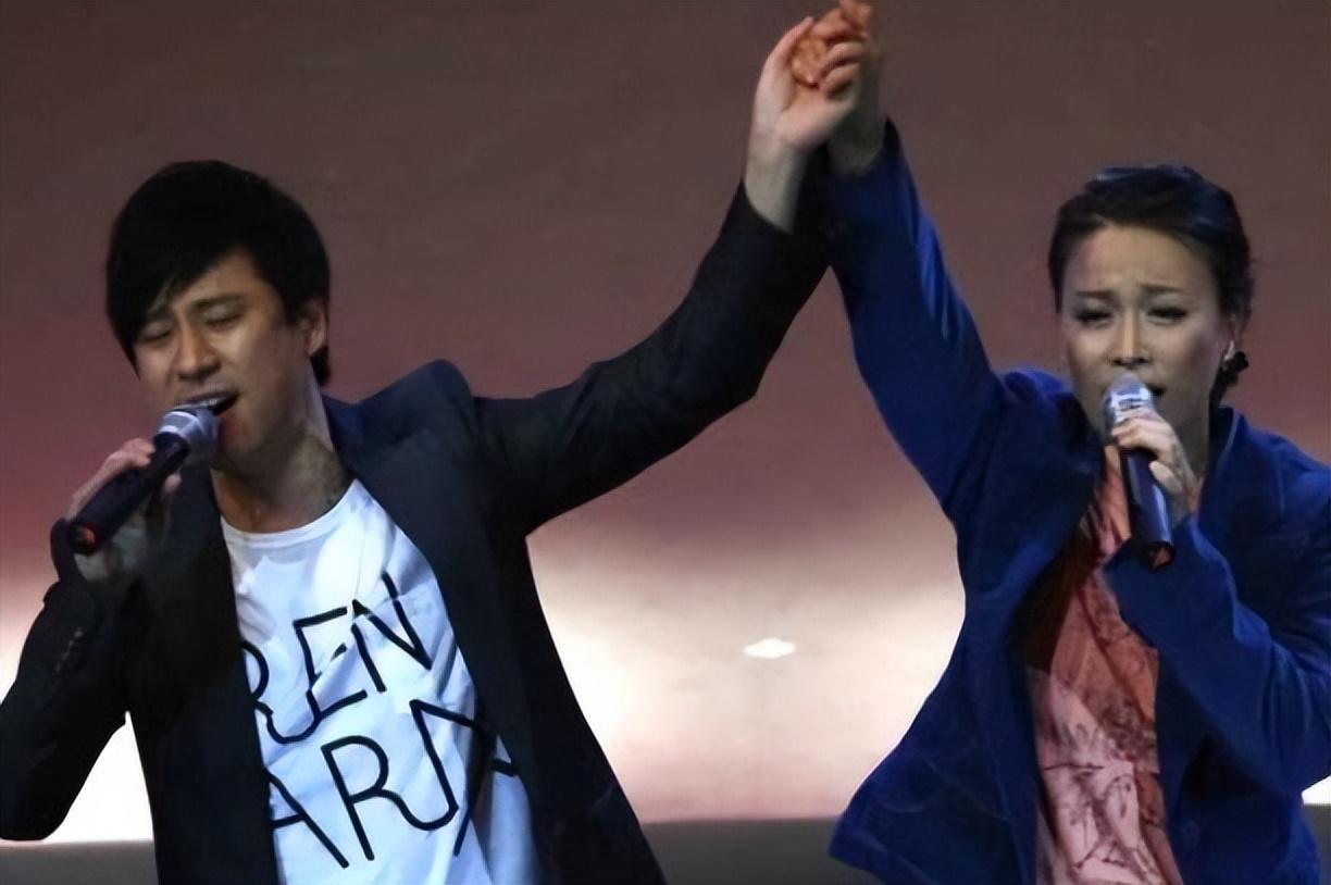 那英一共有几个孩子（歌手那英的感情经历）