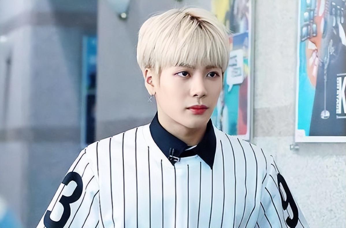 王嘉尔国籍是哪里的（ 王嘉尔演员个人资料简介 ）