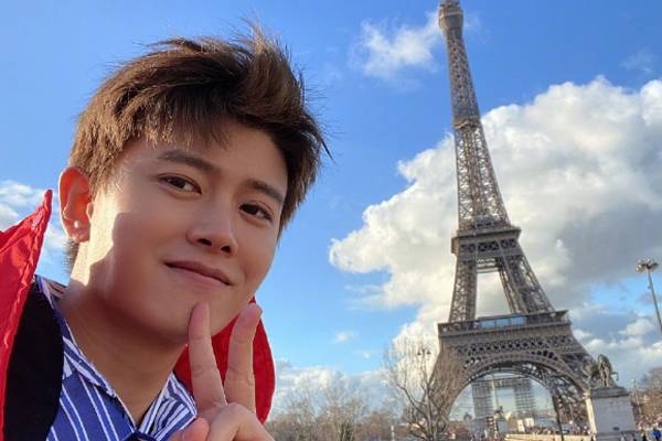 任嘉伦的国超文集在哪里写的，在哪看？