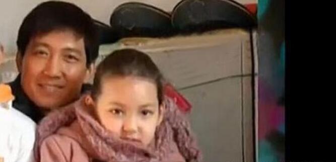 李崇霄老婆茵娜，他们是怎么认识的？