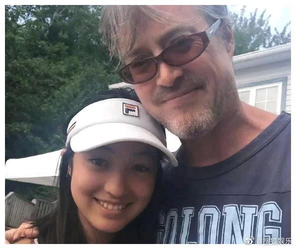 黄嘉千夏克立离婚原因（黄嘉千夏克立为什么离婚）