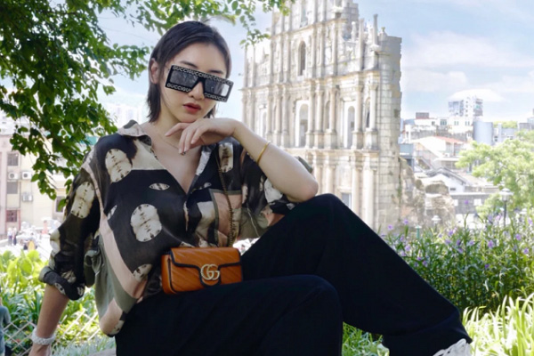 何雯娜老公梁超是豪门吗