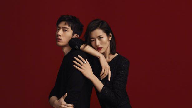 刘雯井柏然是真的吗（刘雯井柏然公布恋情）