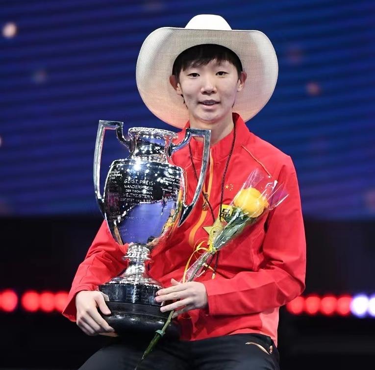 王曼昱退赛为什么？膝盖受伤严重，迫不得已