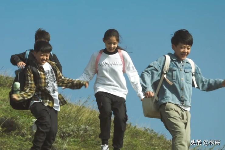 演员曹阳是谁（伍万里的母亲扮演者曹阳简介）