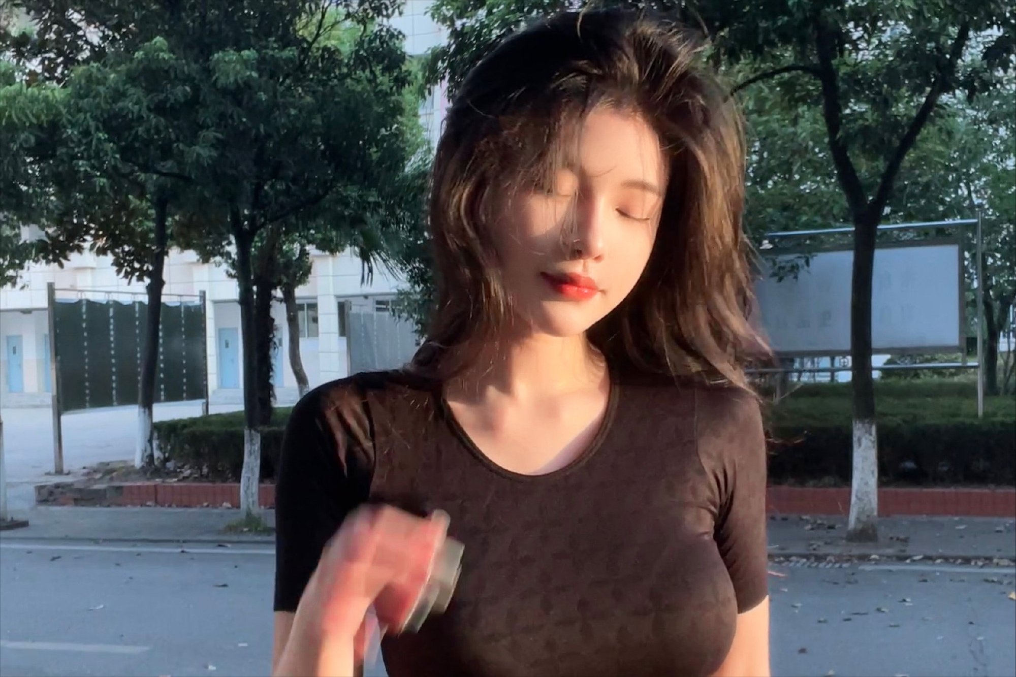 女生鱼塘指的是什么（女生钓鱼搞暧昧的表现）