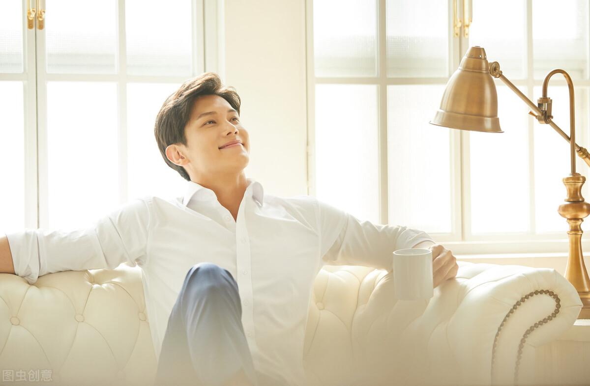 为什么女生喜欢养鱼塘（解读女生养鱼的心理表现）