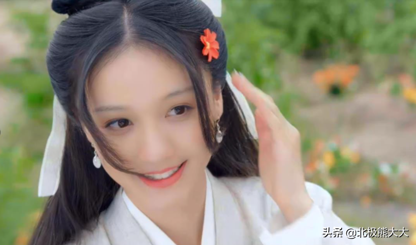 女星刘露的大闹地铁事件（女演员刘露资料介绍）