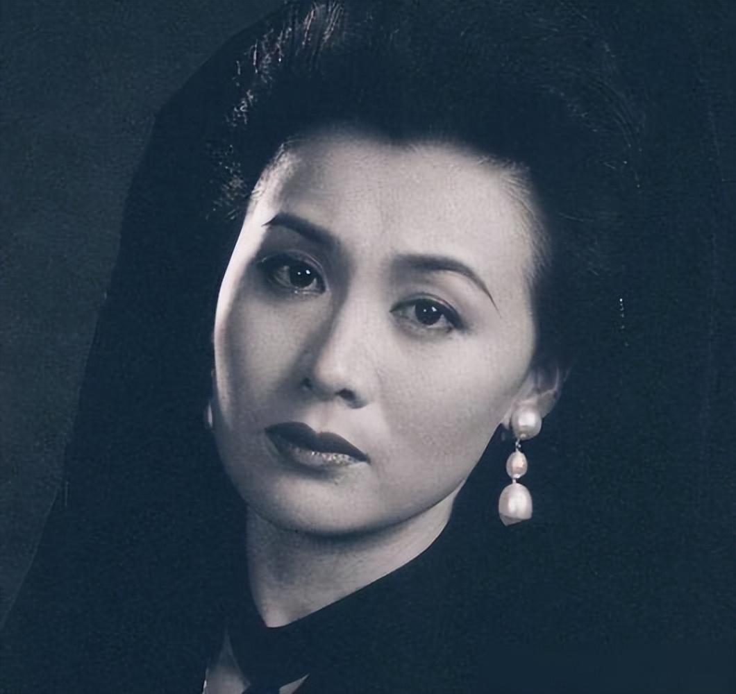 李艾佳怎么走的（盘点英年早逝的九位女星）