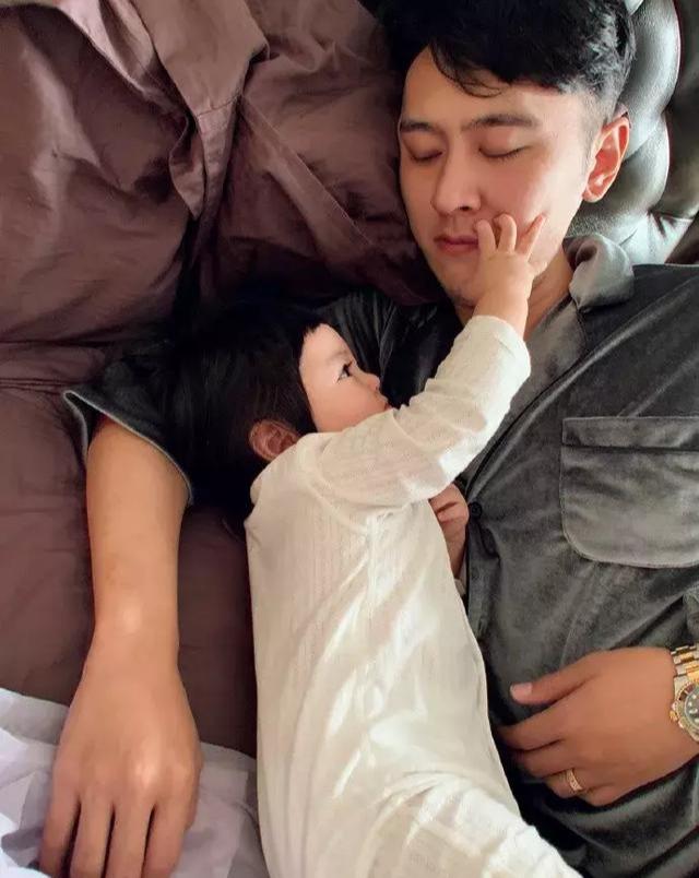 非常完美沫燃校长资料介绍（非常完美沫燃老婆背景）