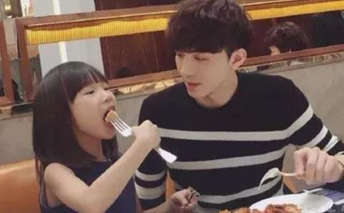 非常完美沫燃校长资料介绍（非常完美沫燃老婆背景）