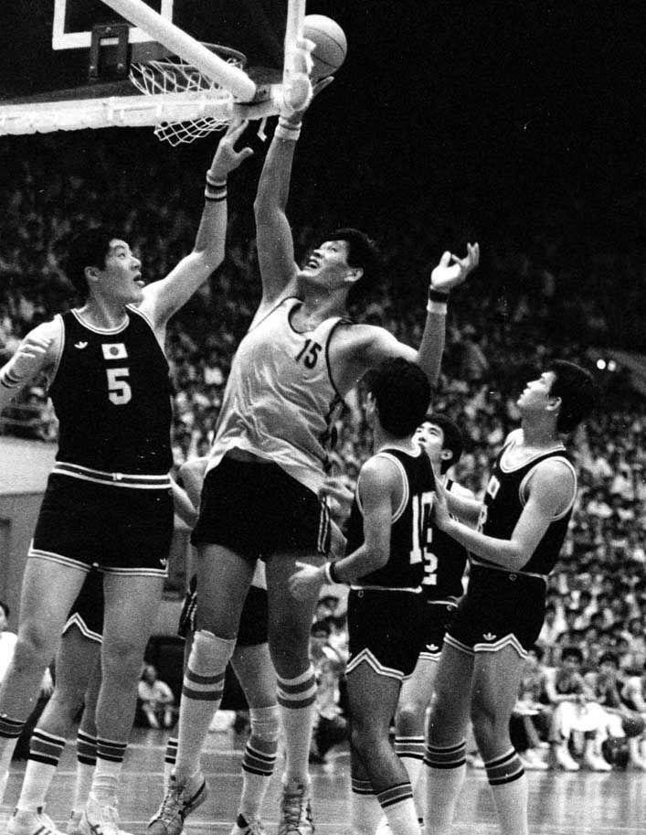 穆铁柱身高多少米体重多少（篮坛巨人穆铁柱现状）