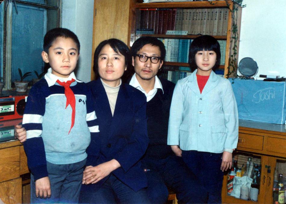 刘烨出什么事了（曝光刘烨与谢娜恋爱16年）