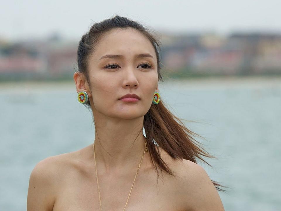 牛萌萌长什么样子（明星牛萌萌图片个人资料）