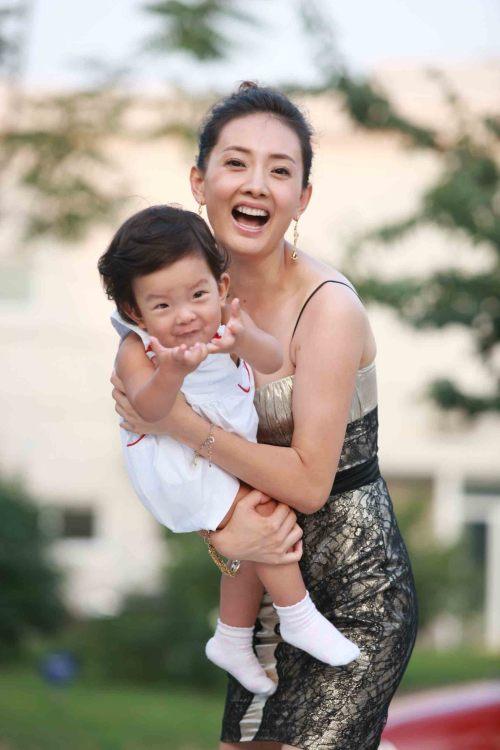 牛莉老公刘亚东是做什么的（演员牛莉老公背景真实身份）