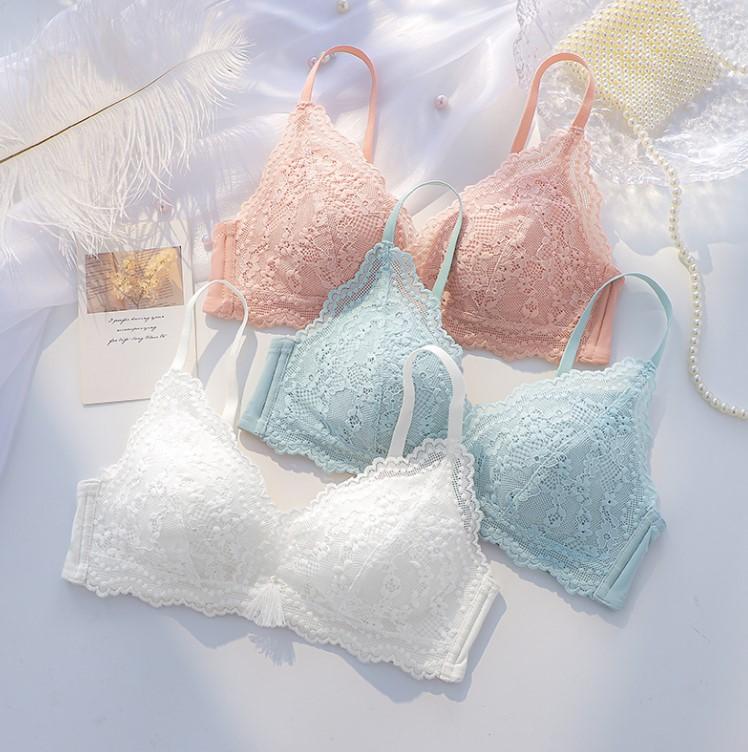 平胸的标准分别是什么（盘点三个女生胸小的原因）