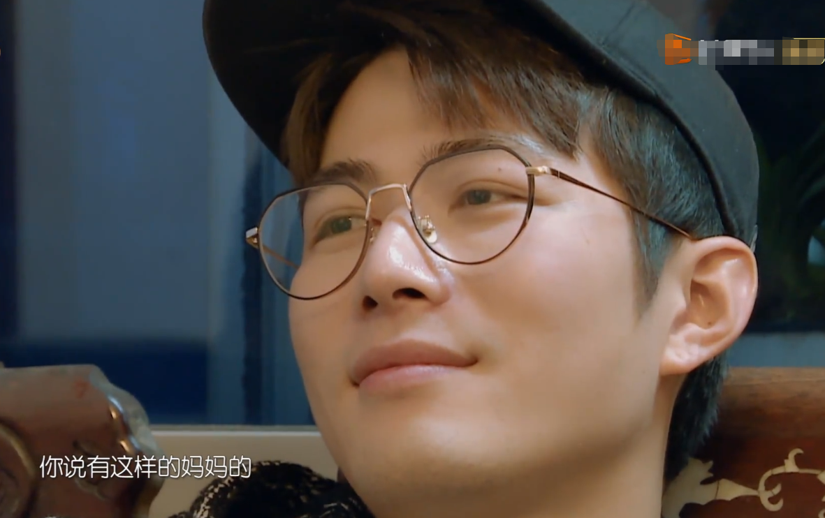 陈学冬整容前的照片（演员陈学冬出道前的照片）