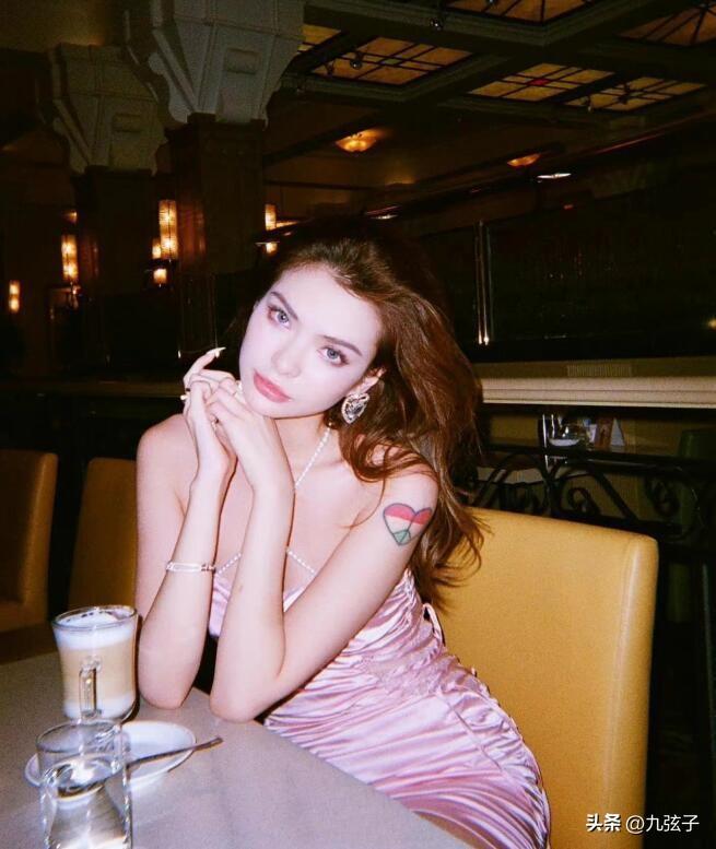 天使模特Naomi出轨（naomikyx康雅馨黑历史）