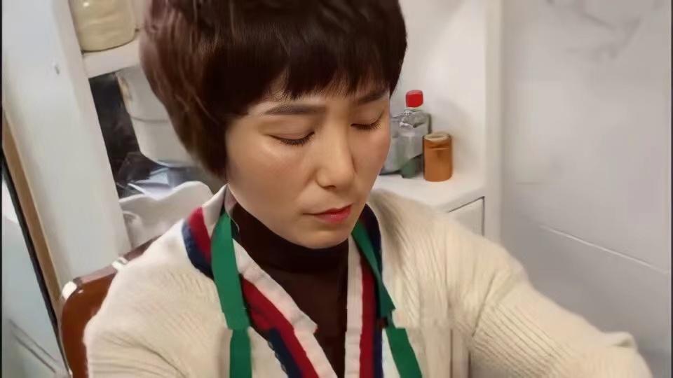 疯狂小杨哥老婆叫什么名字（大小杨嫂介绍）